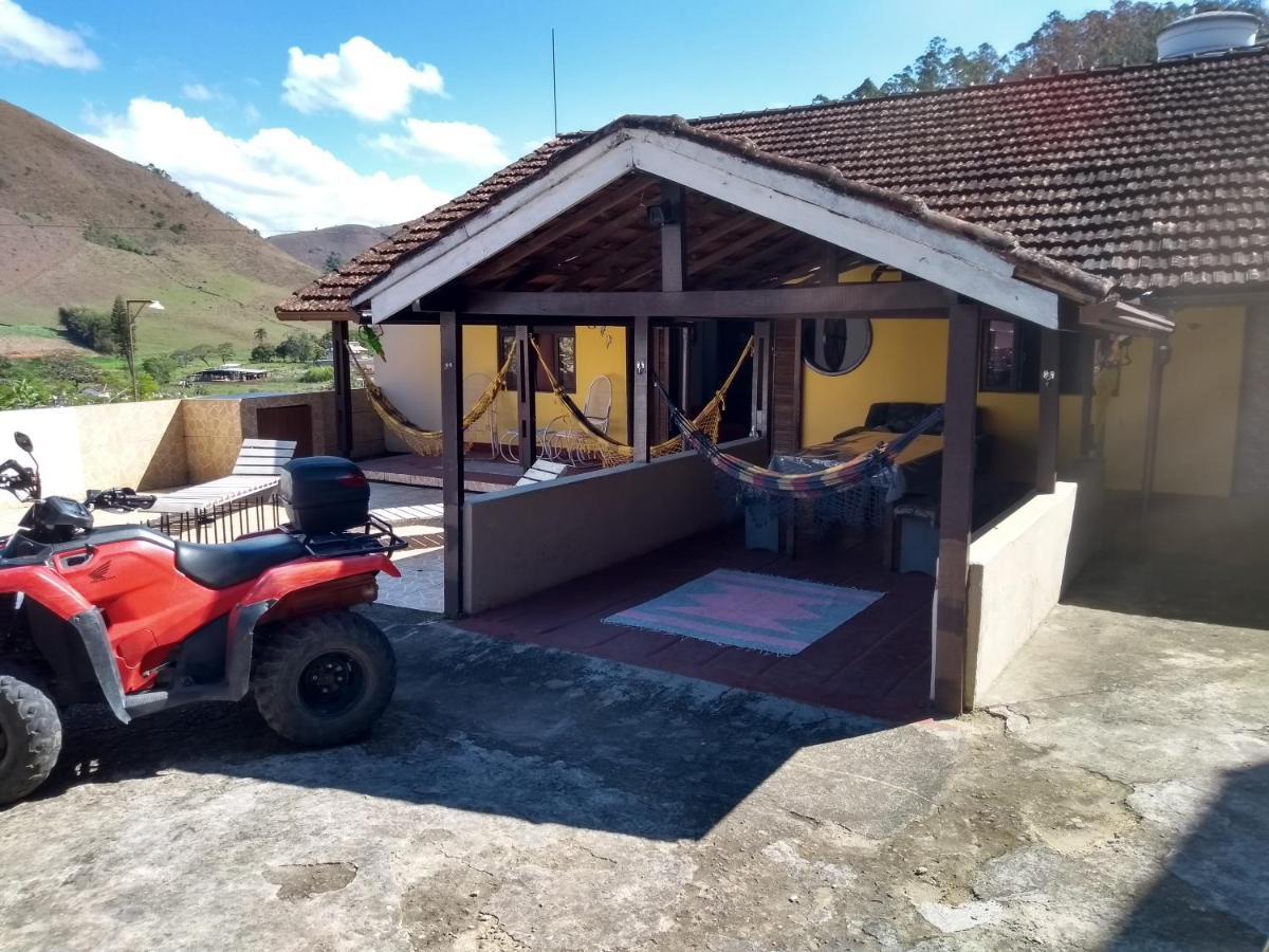Pousada Hospedaria Santa Clara Santa Rita de Jacutinga Exteriör bild